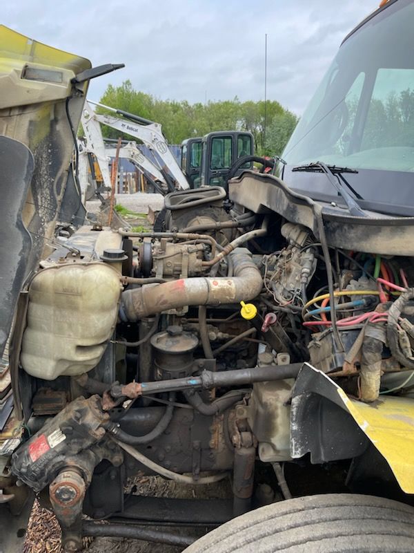 2002 INTERNATIONAL 4300 - Image 5